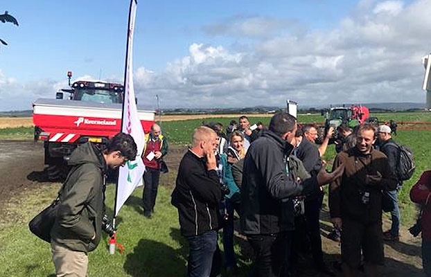 140 Aniversario Kverneland: demostración de los equipos en el campo