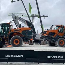 DEVELON presenta en Intermat su amplia gama de nuevos productos