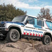 El INEOS Grenadier se incorpora a la flota de vehículos de los Mossos d’Esquadra