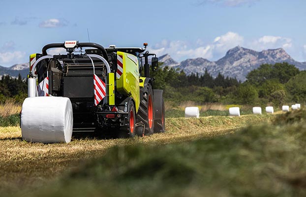 Foto CLAAS ROLLANT 630 RC UNIWRAP, un socio fiable